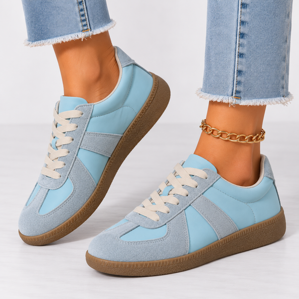 Women's Retro Sneakers – Casual Lace-Up Shoes with Suede Design & Gum Sole