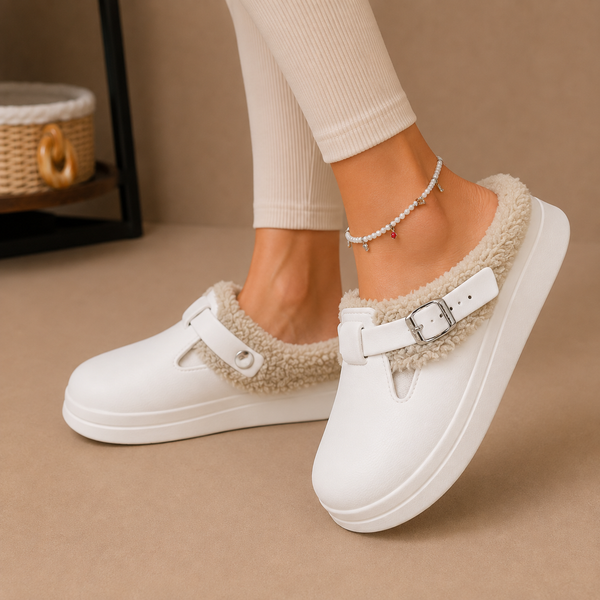 Women’s Fleece Lined Slippers – Cushioned Buckle Slip-On Shoes