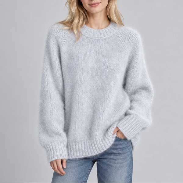Women’s Relaxed Fit Fluffy Knit Jumper with Crew Neck and Long Sleeves