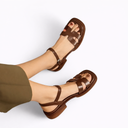 Women’s Flat Sandals – Structured Design, Everyday Comfort
