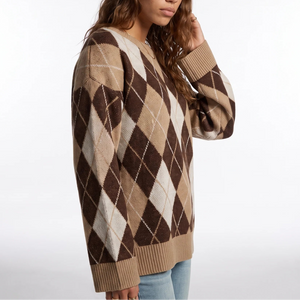 Women’s Diamond Pattern Knit Jumper – Round Neck Long Sleeve Sweater