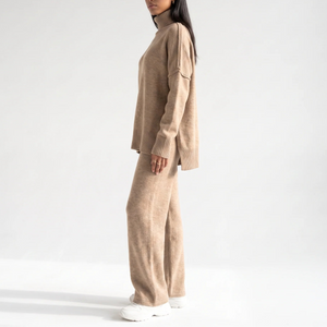 Women’s Knitted Lounge Set – Turtleneck Jumper & Wide-Leg Trousers